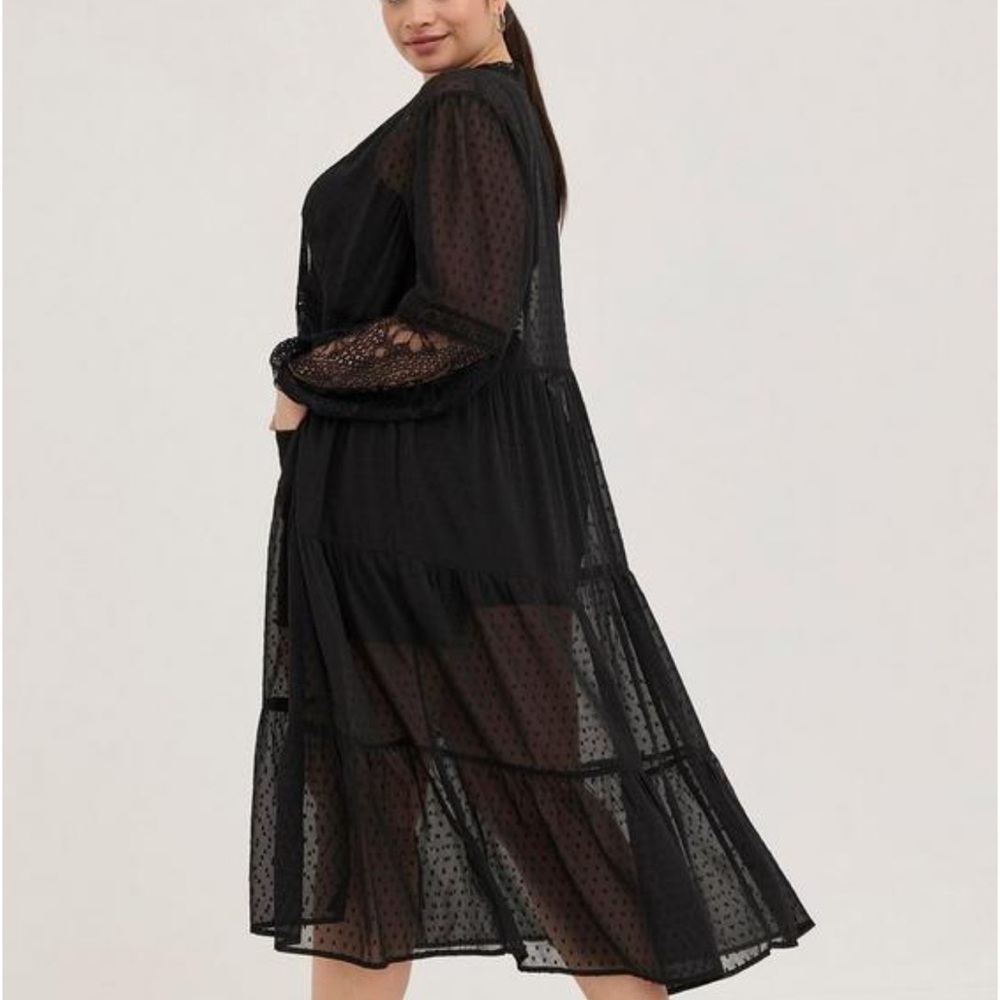 Torrid Kimono - Crinkle Gauze & Lace Black - Picture 3 of 3